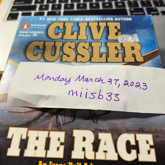 Audiobook "The Race" by Justin Scott and Clive Cussler unabridged 9 disc set - Picture 1 of 3